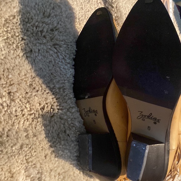 Zodiac Leather Boots w/metal tips. Wore 1 timeshare 6 too small needed 6 1/2. - Picture 6 of 12